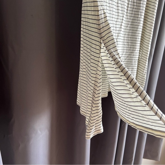 Stylus Mock Turtleneck Striped Mini Dress/Tunic - Picture 3 of 5